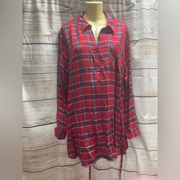 Maternity Plaid blouse/top - Picture 5 of 10